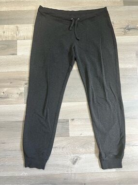 TNA Aritzia Grey Sweatpants Size M